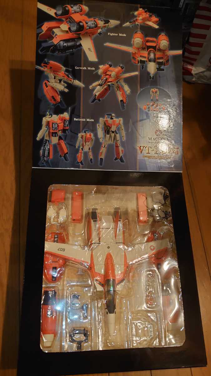 完全変形 1/60 VT-1 スーパーオストリッチ 超時空要塞マクロス 愛