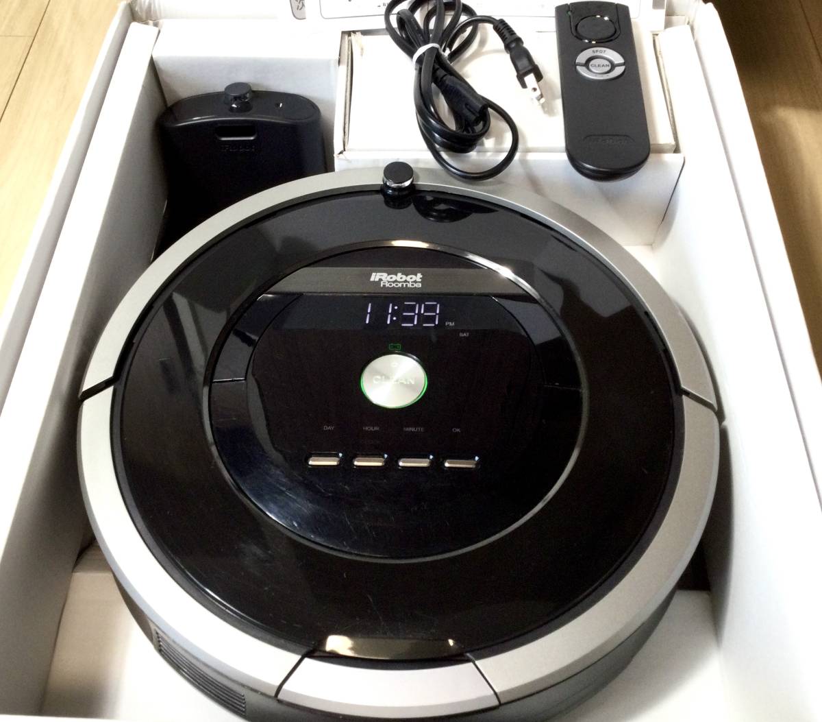 極美品！ルンバロボット掃除機iRobot Roomba 880吸引力抜群！_画像1