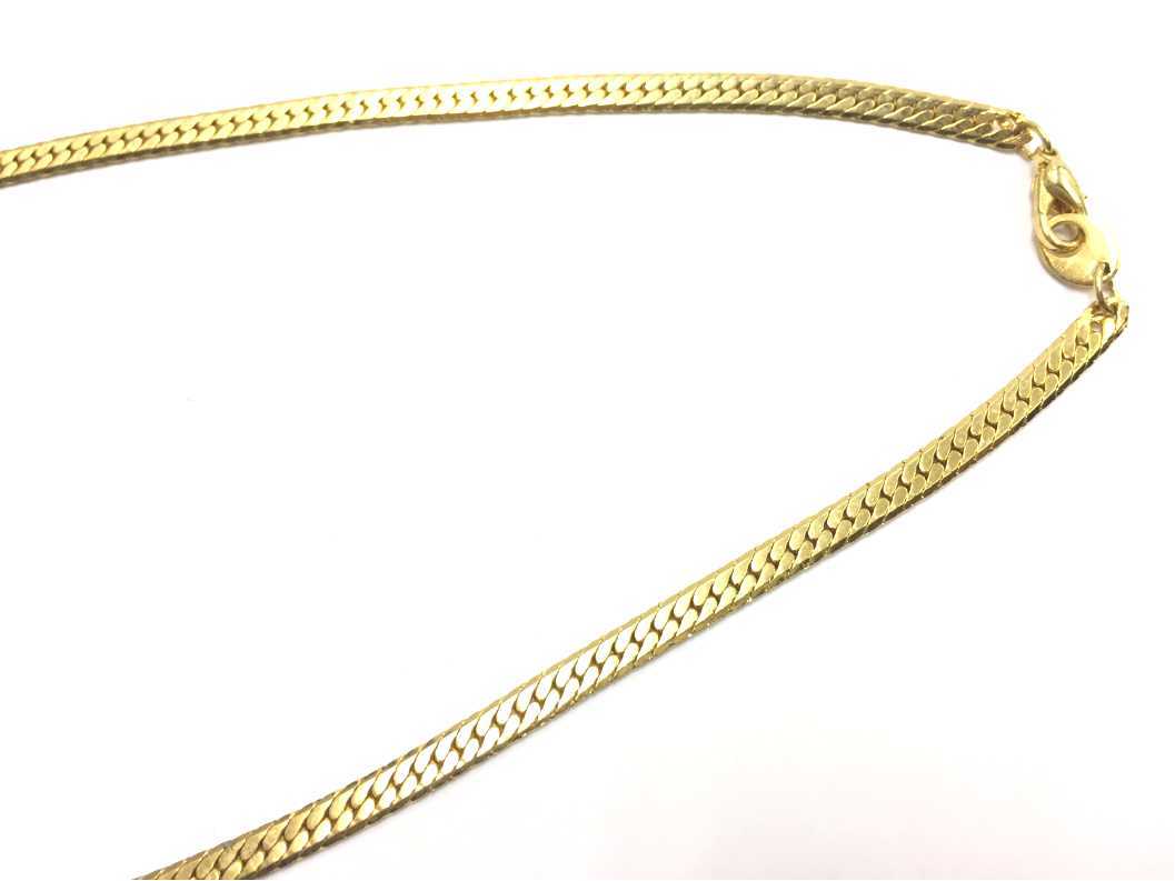 ネックレス ダイヤのようなキラキラの飾り 高級感 エレガント ゴージャス レディースアクセサリー V字 金色 ゴールドカラー_画像6