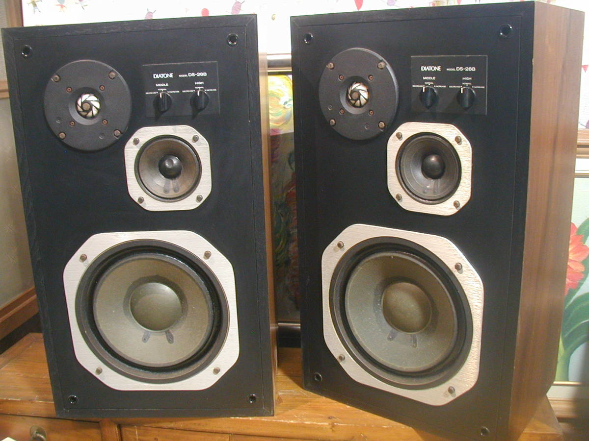 **DIATONE DS-28B speaker system.Y90,000(2 pcs,1974 year sale ) operation excellent..**