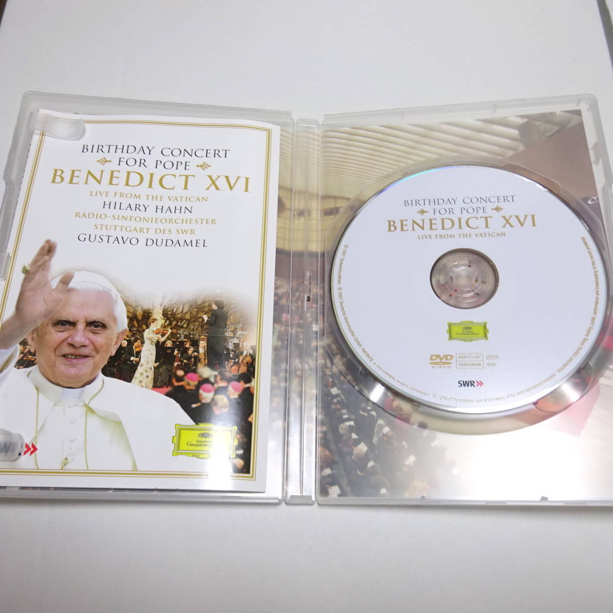 輸入盤DVD　ドゥダメル　の新世界、　ハーン　のモーツァルト　ローマ法王ベネディクト１６世　バースデイ・コンサート_画像2