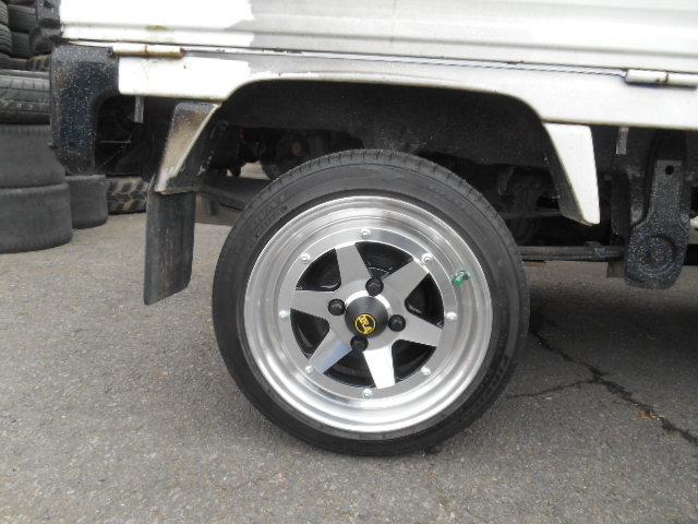 復刻版ロンシャンxr-4 6J-14 100/4H 海外製 165/55R14 軽トラ 復刻版ロンシャンxr-4 6J-14 100/4H 海外製 165/55R14 軽トラ