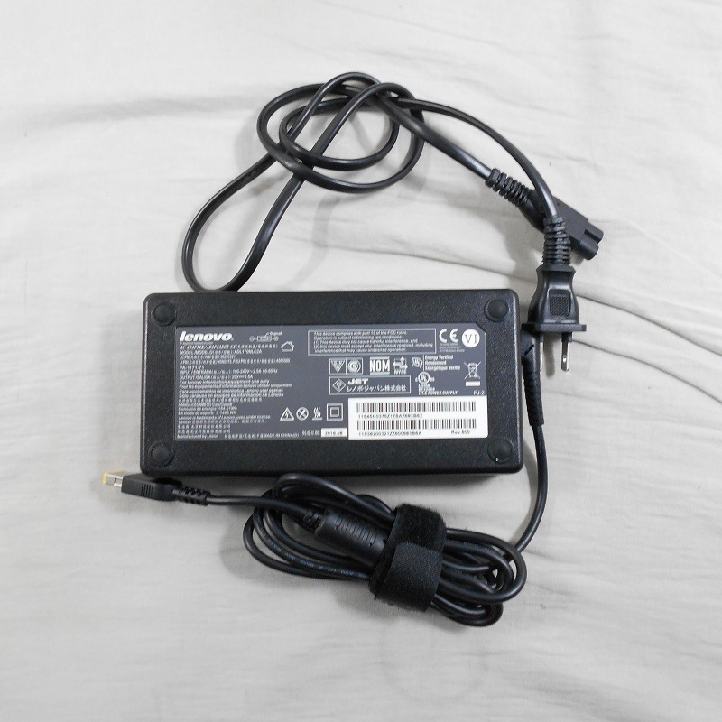 Lenovo ThinkPad P50/Corei7 6820HQ 2.7GHz/16GB/SSD256GB 15インチ