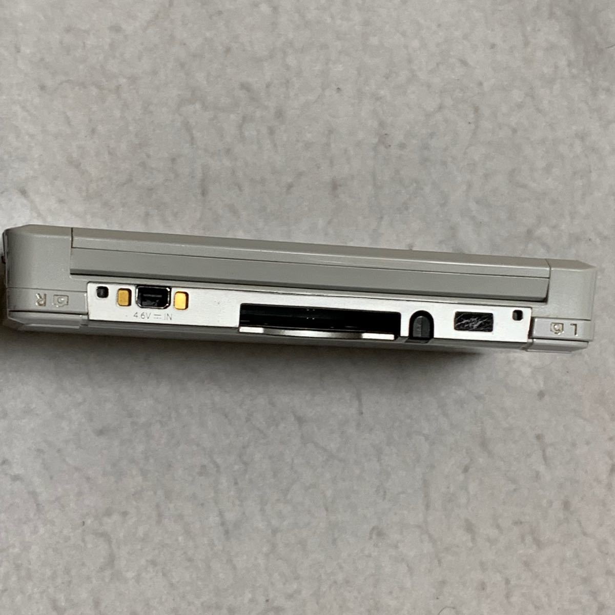 ニンテンドー 3DS アイスホワイト 本体 充電器 タッチペン SD セット 1782