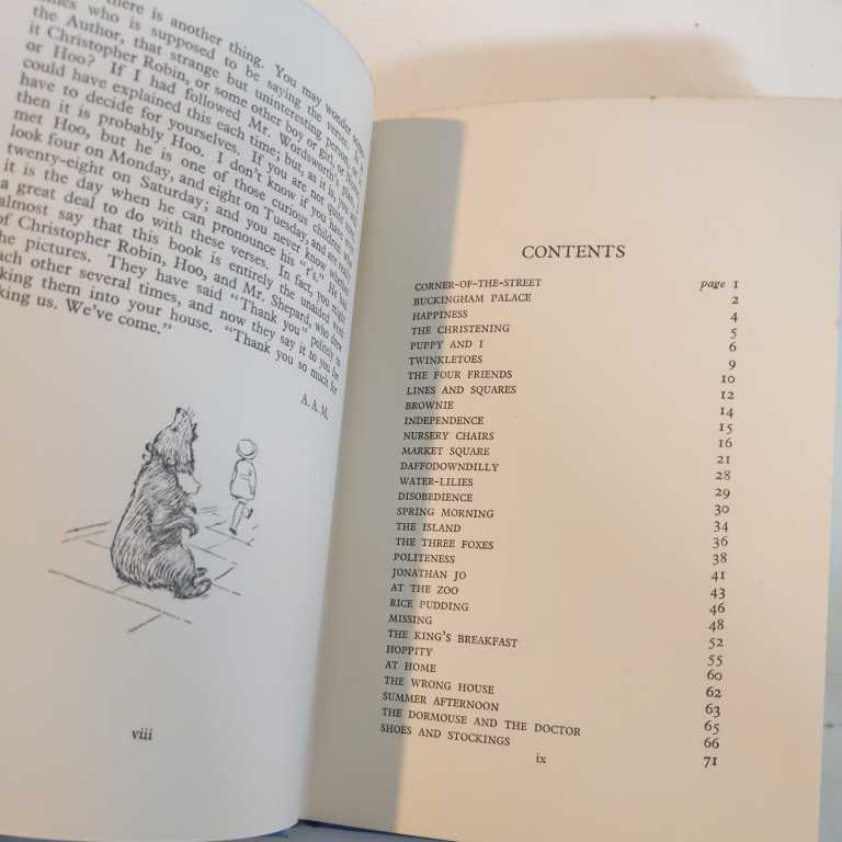 [ foreign book ]A.A.MILNE 4 pcs. set * secondhand book set sale / aged deterioration because of some stains scorch have /WINNIE-THE-POOH/WHEN WE WERE VERY YOUNG/ poetry compilation / Winnie The Pooh 