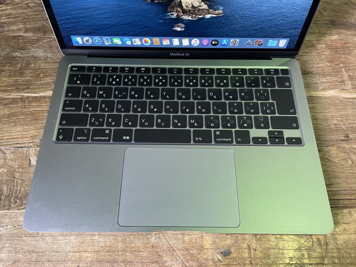 Apple MacBook Air Retina 13インチ(2020) Core i3 1.1GHz/8GB/SSD