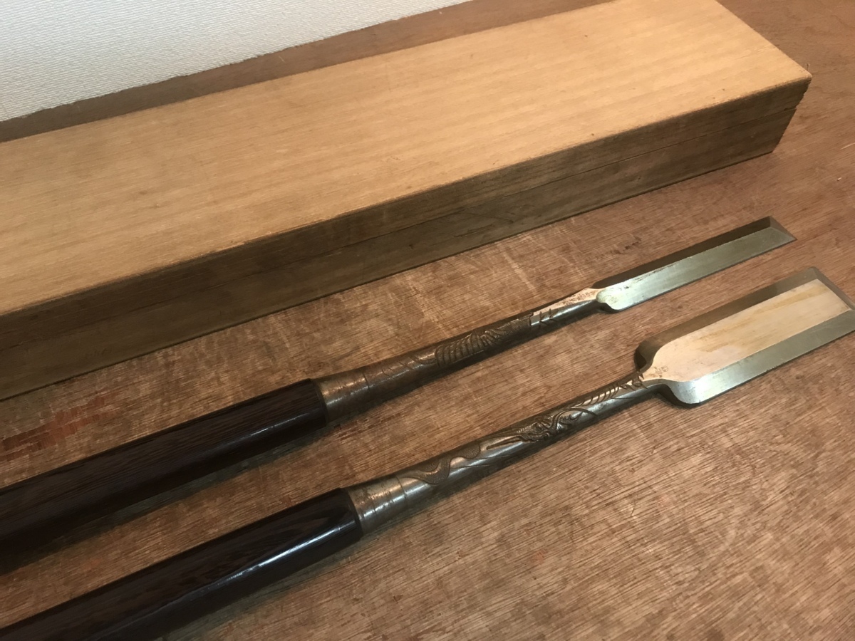 新しいスタイル 玄翁 砥石 鑿 鋸 大工道具 古道具 在銘 2.5mm 刃幅:4.9