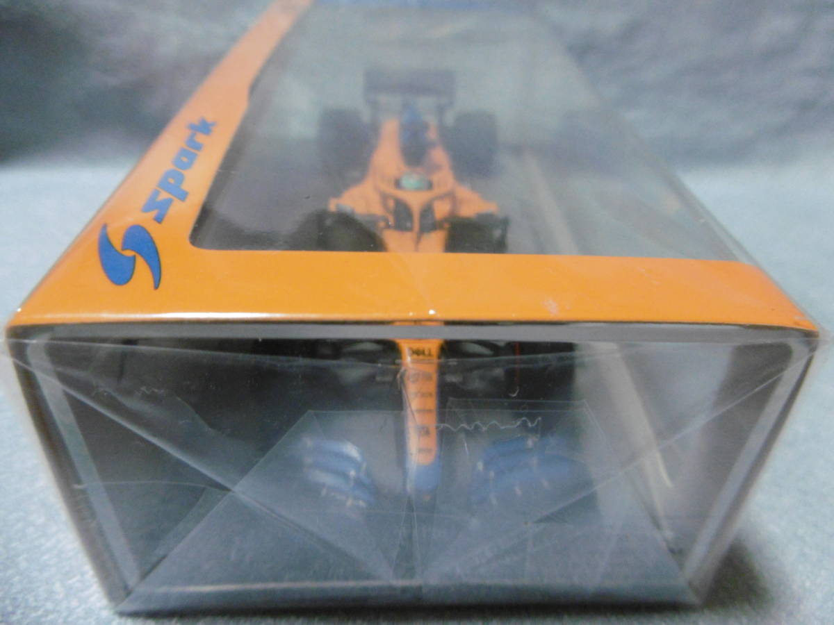 未開封新品 スパーク 1/43 Mcaren MCL 35M Barain GP 2021 #3 Daniel Ricciardo_画像3