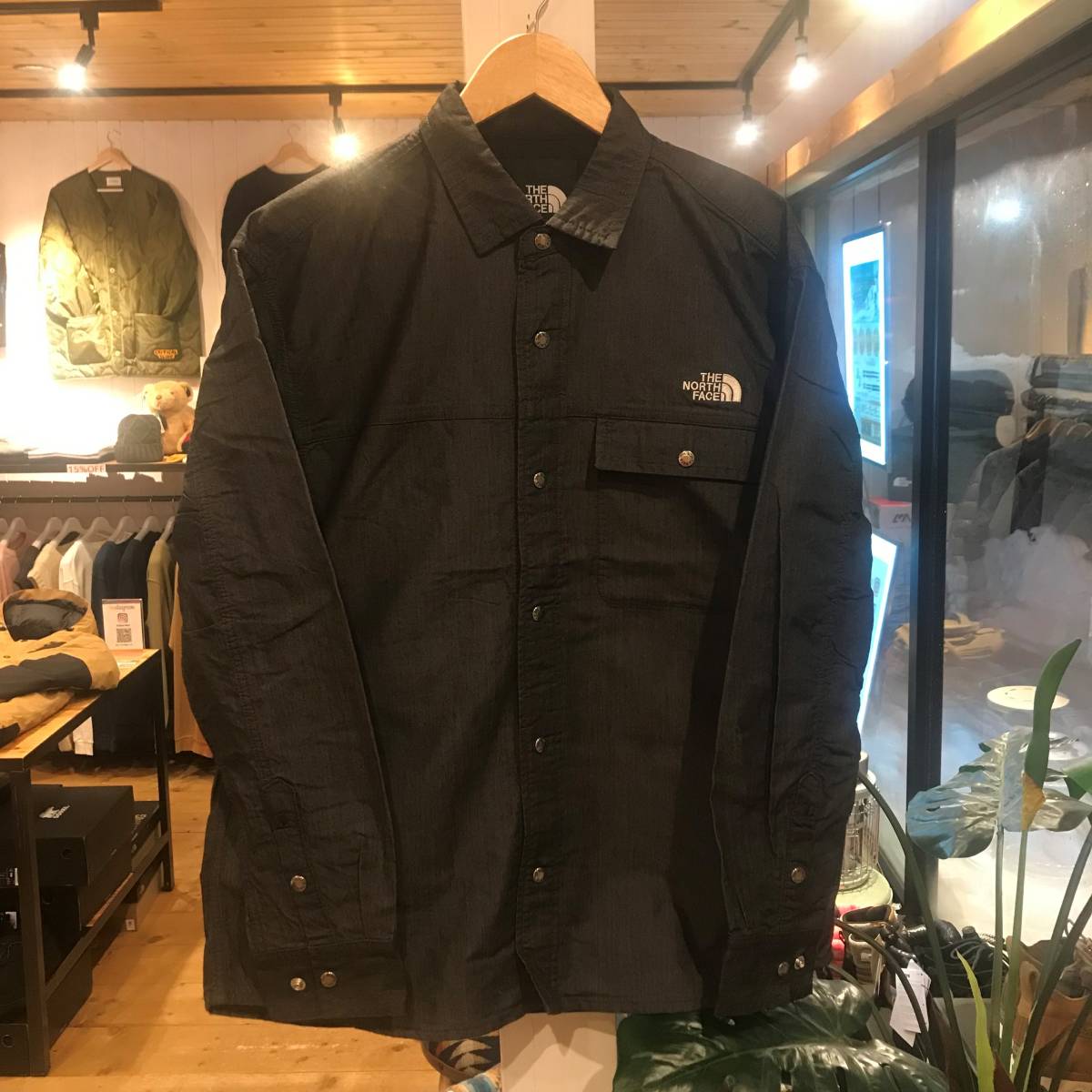 激安先着 Shirt Nuptse Denim Nylon L/S NR72130 ノースフェイス FACE NORTH THE  ナイロンデニムヌプシシャツ 正規品 未使用 新品 アウトドア S BD - 長袖シャツ