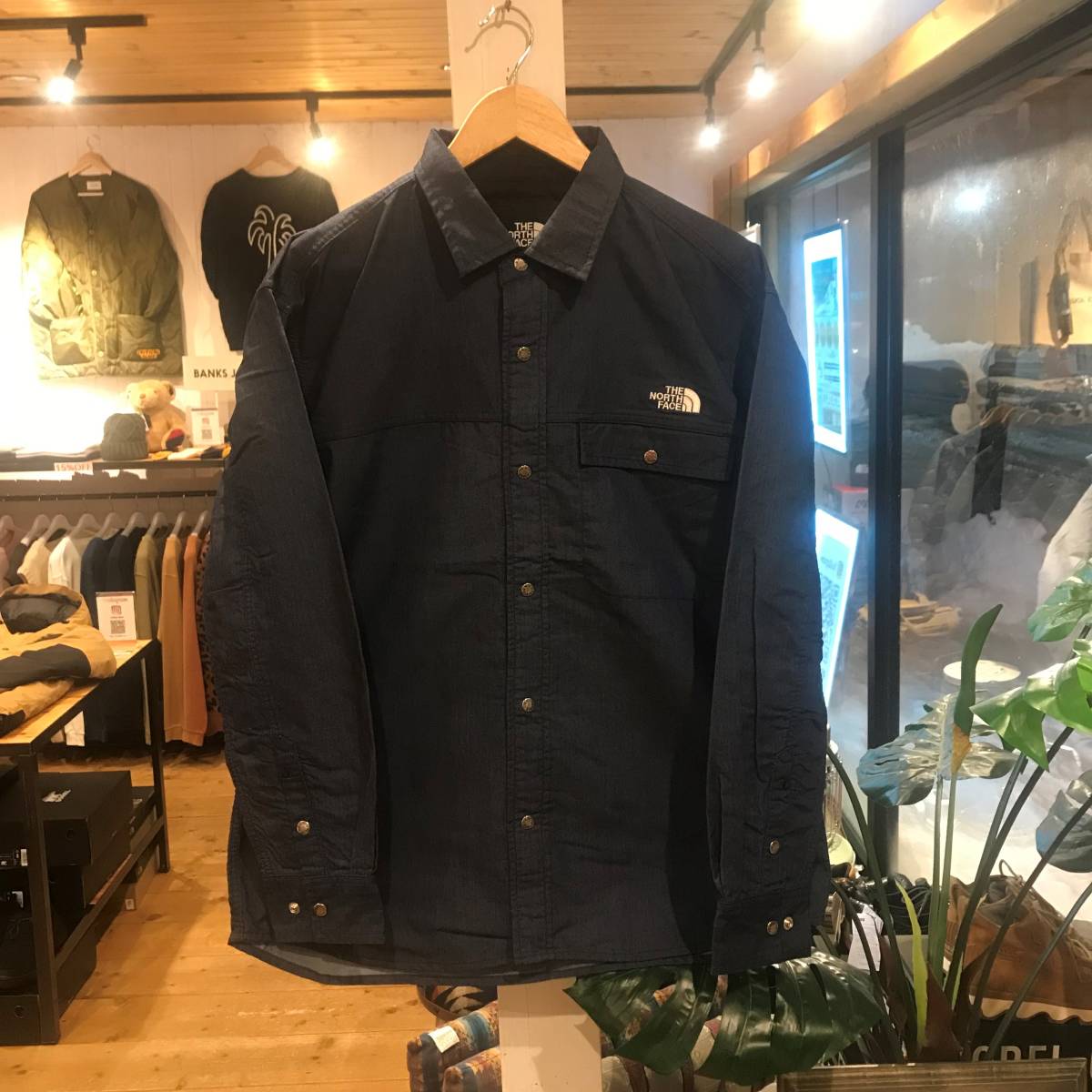 即納大特価】 Shirt Nuptse Denim Nylon L/S NR72130 ノースフェイス FACE NORTH THE  ナイロンデニムヌプシシャツ 正規品 未使用 新品 アウトドア M ID - 長袖シャツ - labelians.fr