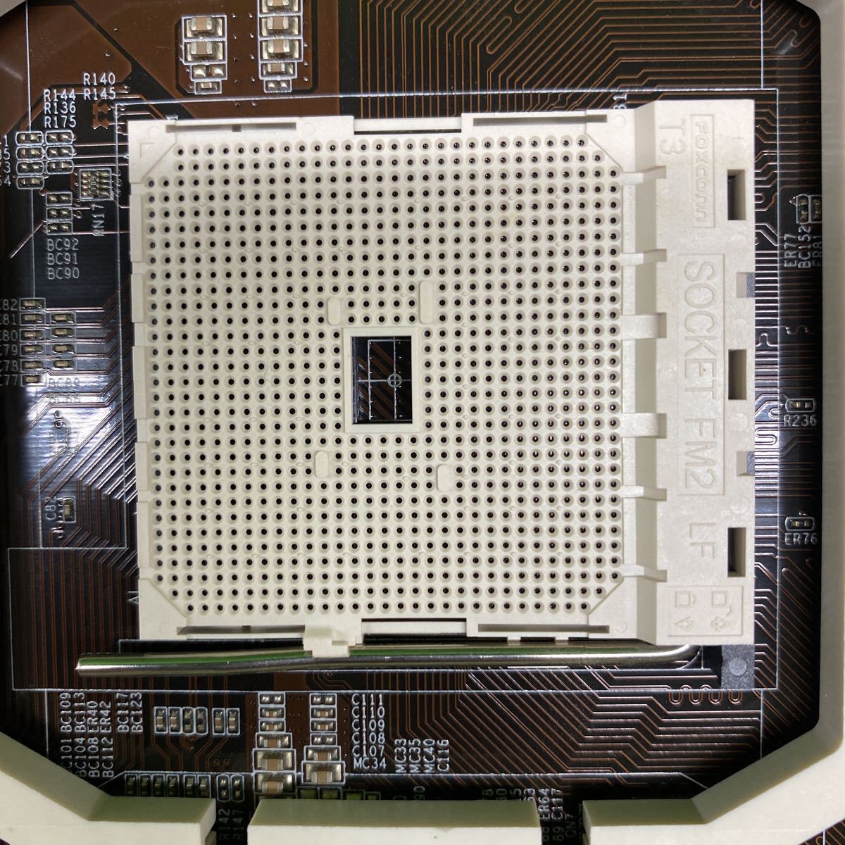 MW-679 激安 マザーボード ECS A75F2-M2 V1.0A SOCKET FM2 BIOS立ち上がり確認済み ジャンク_画像7