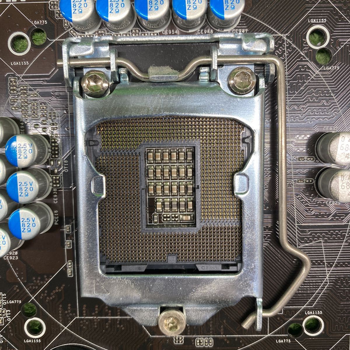 MW-691 激安 マザーボード ASRock H67M-GE/THW LGA1155 BIOS立ち上がり確認済み ジャンク_画像7