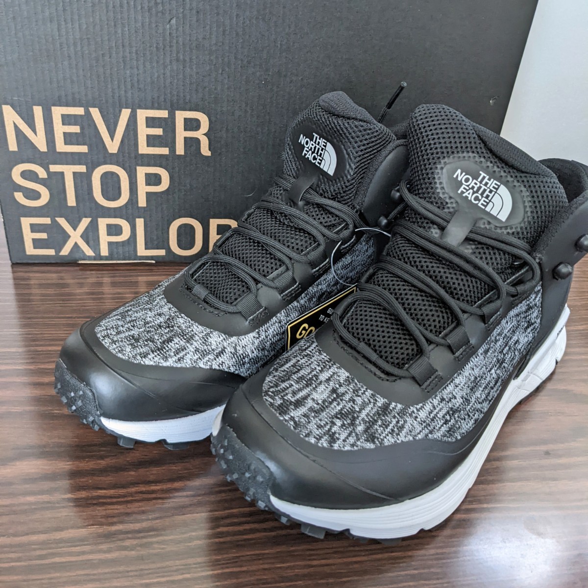 NORTH FACE ノーフェイス ゴアテックス ブラック×ホワイト 【新品未