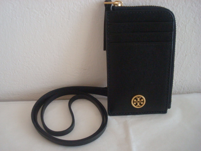 新品・未使用 トリーバーチ TORY BURCH レザー革 IDケース 定期入れ