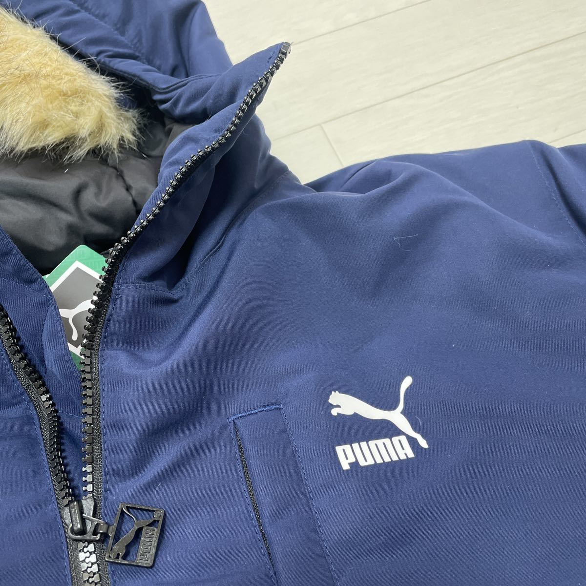 新品 プーマ PUMA メンズ CLASSICS パテッド ジャケット ネイビー サイズXL 新品未使用タグ付き 定価16500円_画像3