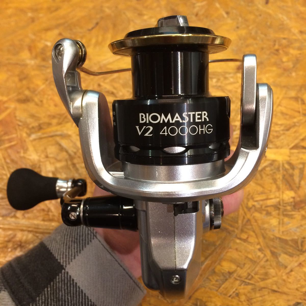 BIOMASTER バイオマスター シマノ 4000HG 美品 Yahoo!オークション - シマノ バイオマスター V2 4000HG SHIMANO