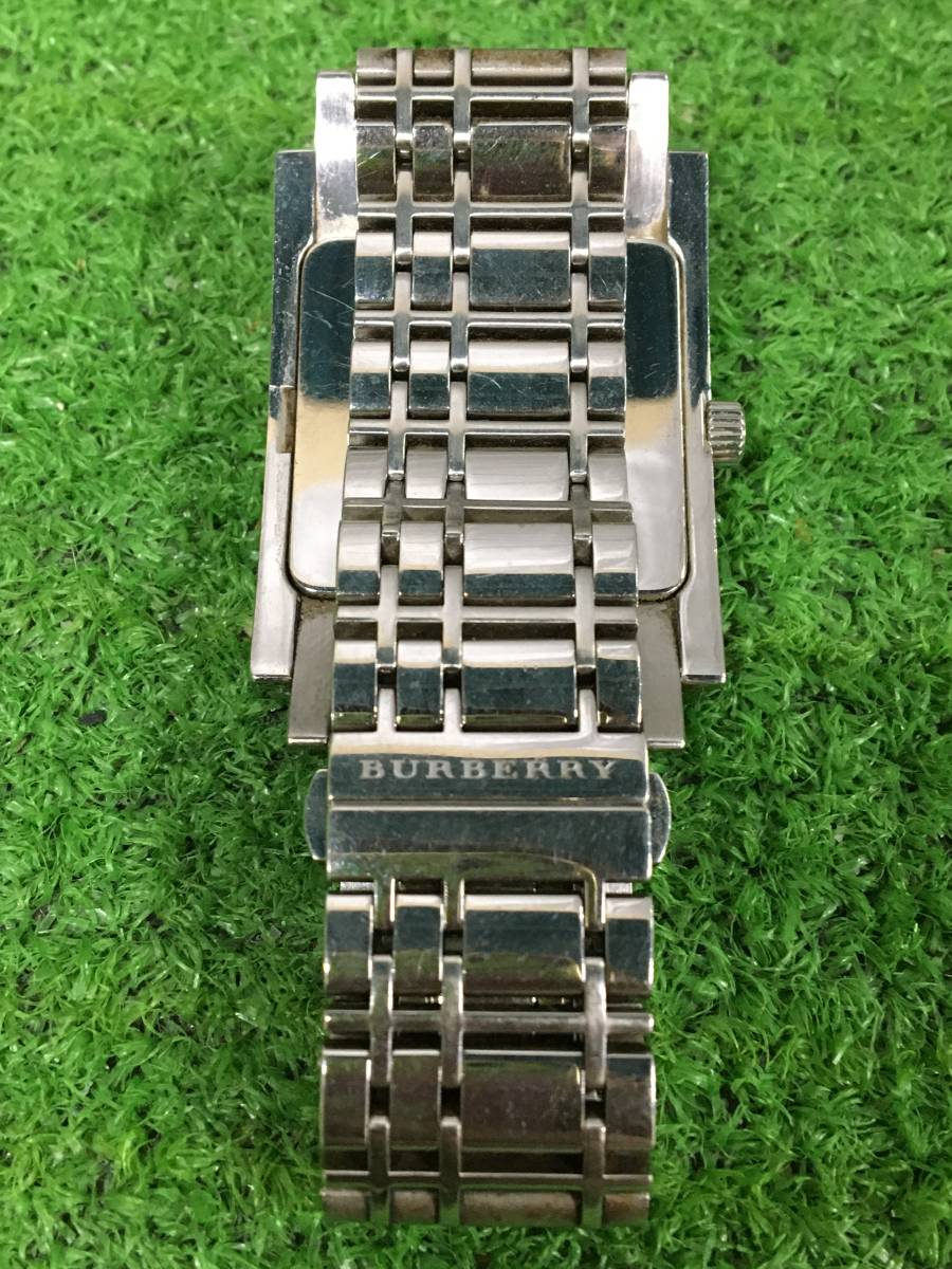 BURBERRY BLACK LABEL バーバリー メンズウォッチ 腕時計 BU1555 アナログ 3針 デイト付き ケース 紙袋付き 30-59_画像5