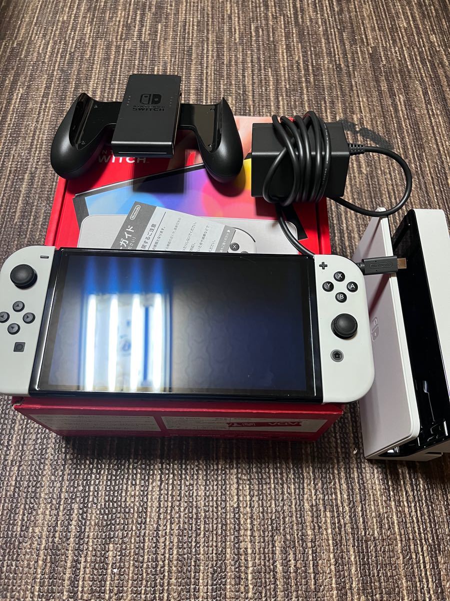 Nintendo Switch 任天堂 ニンテンドースイッチ本体　有機EL ホワイト