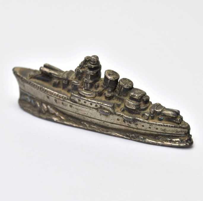 Yahoo!オークション - 541 グリコ おまけ 軍艦型 文鎮 ○ 玩具 昭和 Yahoo!オークション - 541 グリコ おまけ 軍艦型 文鎮 ○ 玩具 昭和