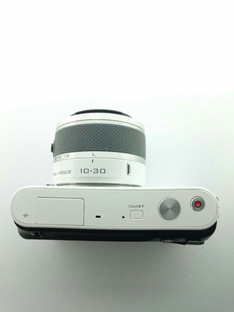 Nikon◆ミラーレスル一眼カメラ Nikon 1 J1 標準ズームレンズキット [ホワイト]_画像7