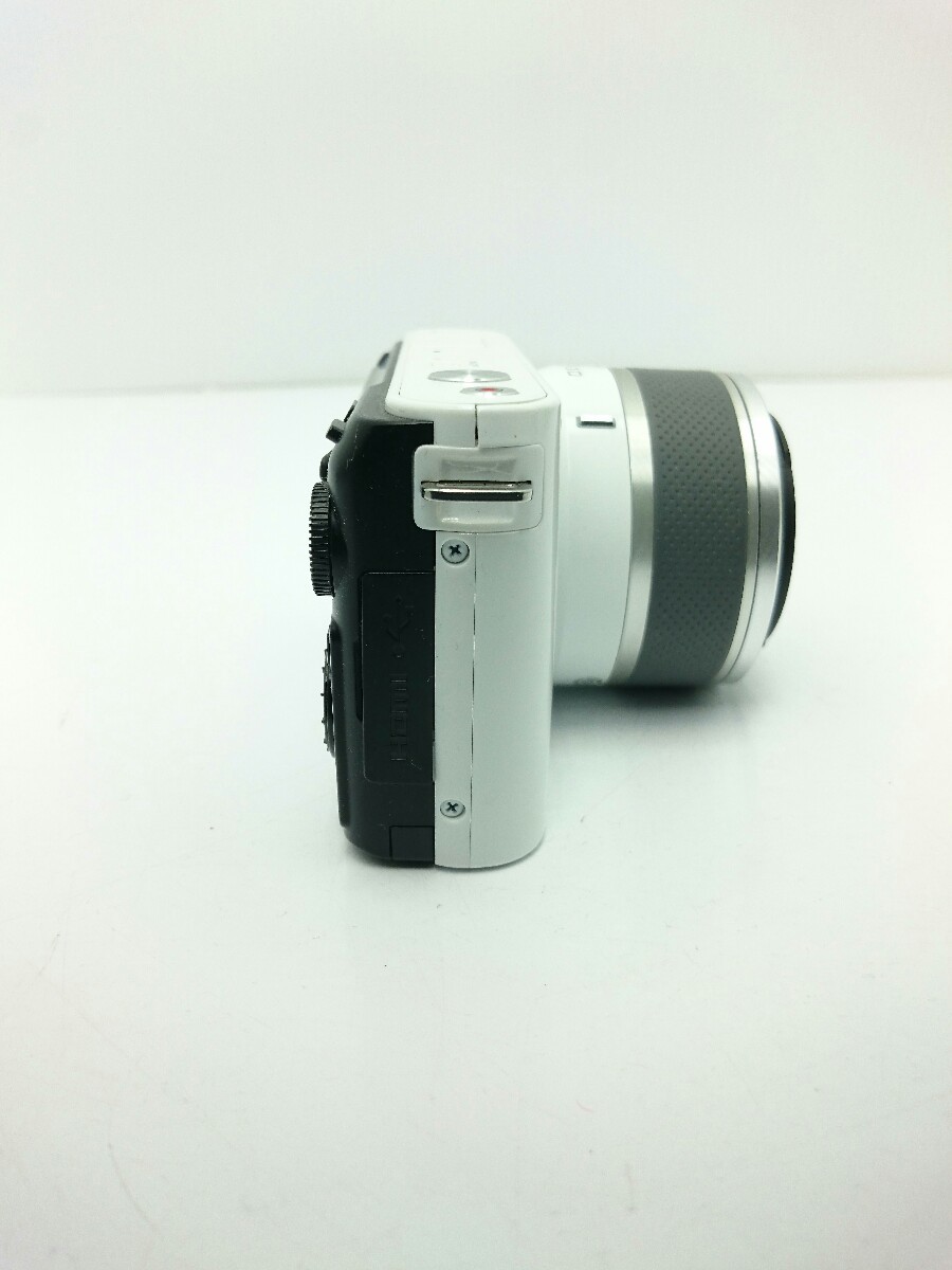 Nikon◆ミラーレスル一眼カメラ Nikon 1 J1 標準ズームレンズキット [ホワイト]_画像6