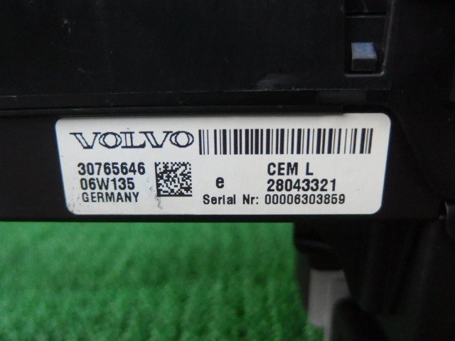 * Volvo XC70 2.5T SB 06 year SB5254AWL CEM computer ( stock No:A24421) (6604) *