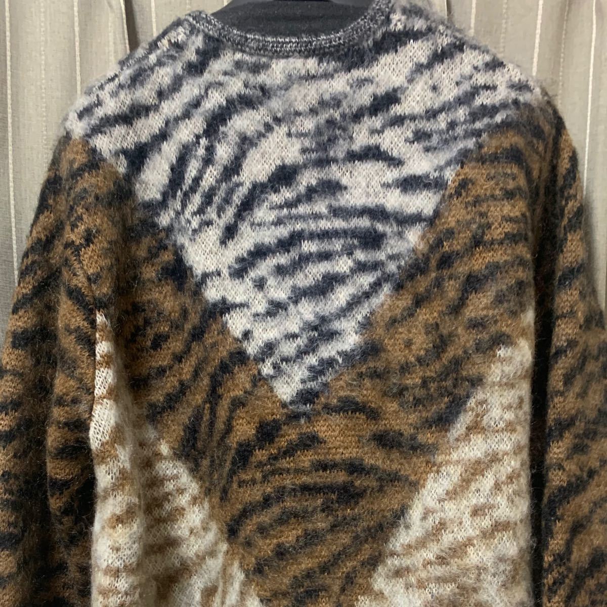 toga virilis MOHAIR JACQUARD KNIT V-NECK | arvotulkki.fi