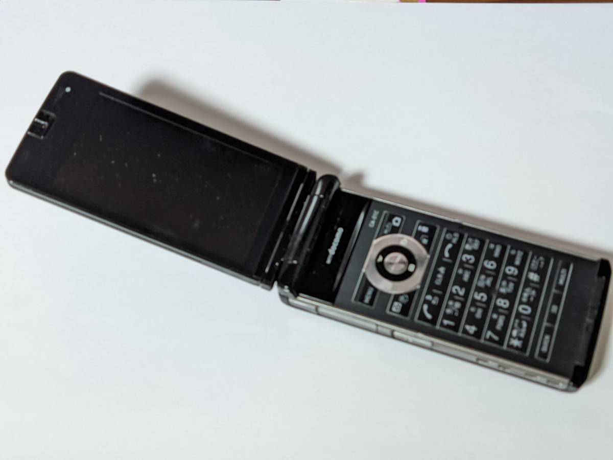 中古 docomo PRIME series CA-01C ブラック_画像2