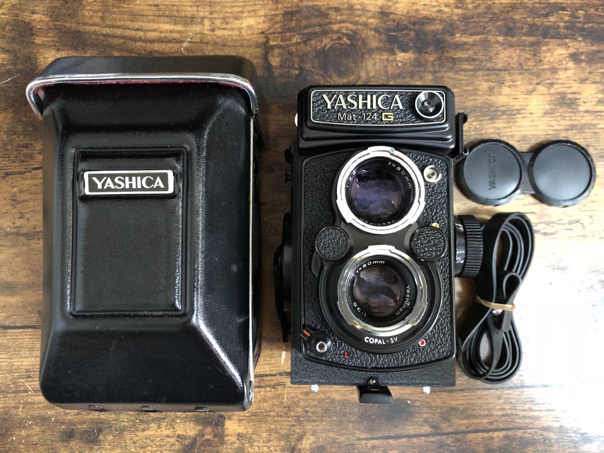 YASHICA Mat-124G ヤシカ 二眼レフ ケース レンズキャップ ストラップ フィルムカメラ_画像1