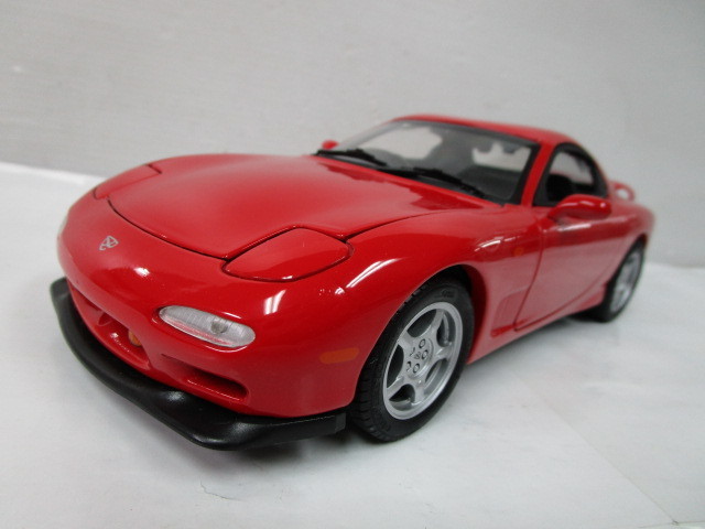 Yahoo!オークション - 京商 1/18 マツダ RX-7 (FD-3S) レッド Yahoo!オークション - 京商 1/18 マツダ RX-7 (FD-3S) レッド