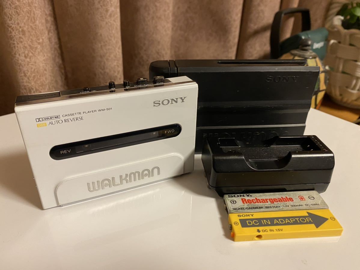 SONY WALKMAN WM-501 カセットプレーヤー ウォークマン ホワイト 白