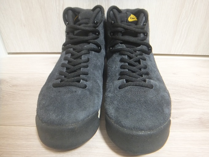 10年製 NIKE AIR MAGMA ND 黒/黄 28.5cm☆ ナイキ マグマ ブラック