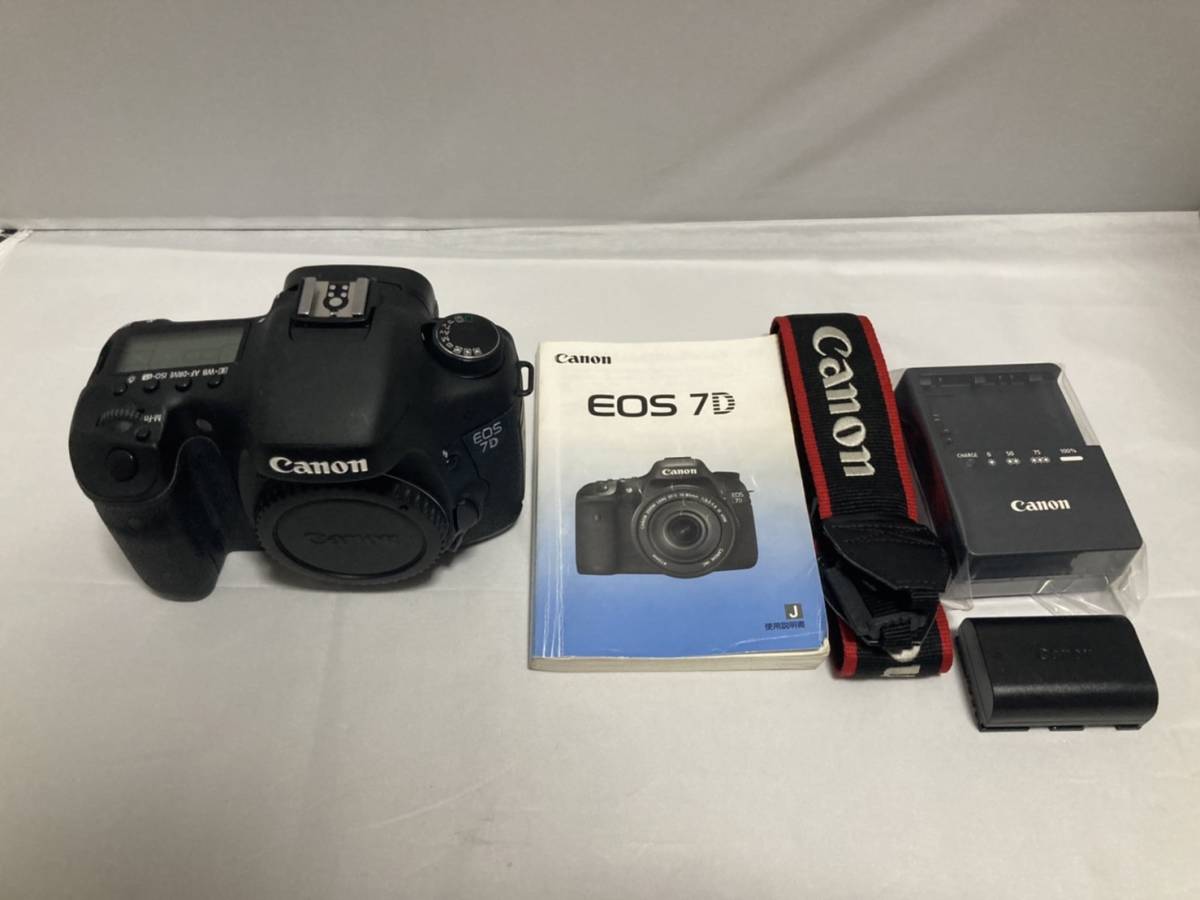 【完動美品】人気機種 Canon キャノン EOS 7D ボディ_画像1