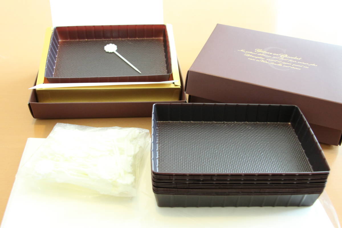 柳井紙工 生チョコ用箱 12×8㎝　17箱　未使用保管品　ホワイトデーに_画像4
