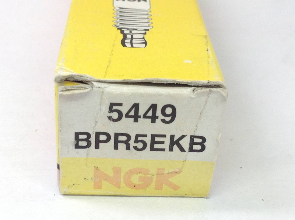 BB-1076　NGK　BPR5EKB/5449　スパークプラグ　未使用　即決品_画像3