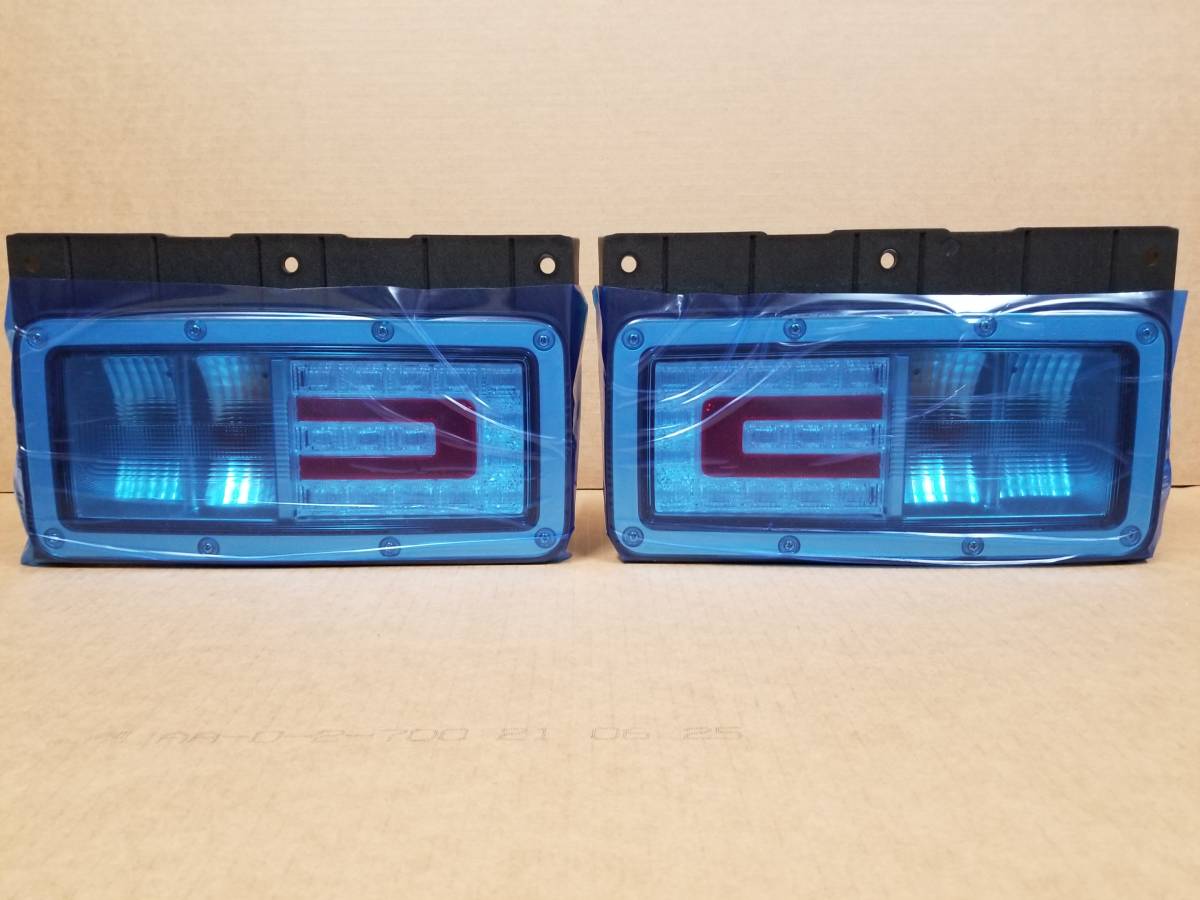 動画あり☆新車取外し☆日野 KOITO コンビネーションランプ LED 左右