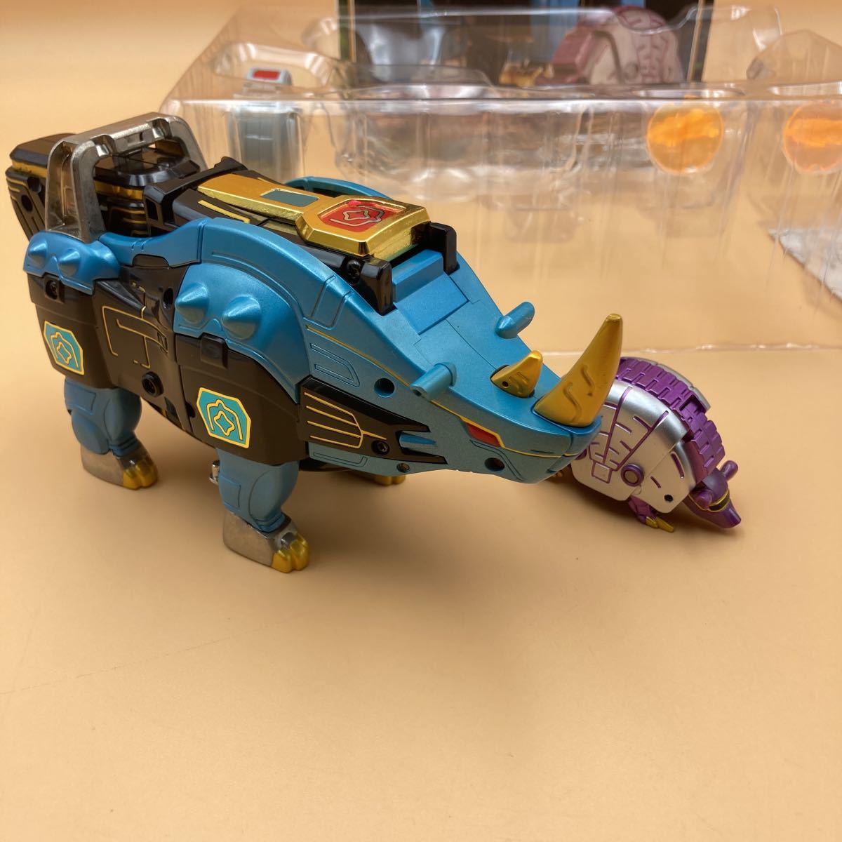 百獣戦隊ガオレンジャー ガオライノス&ガオマジロ 超合金 戦隊 百獣戦隊ガオレンジャー ガオライノス&ガオマジロ 超合金 戦隊
