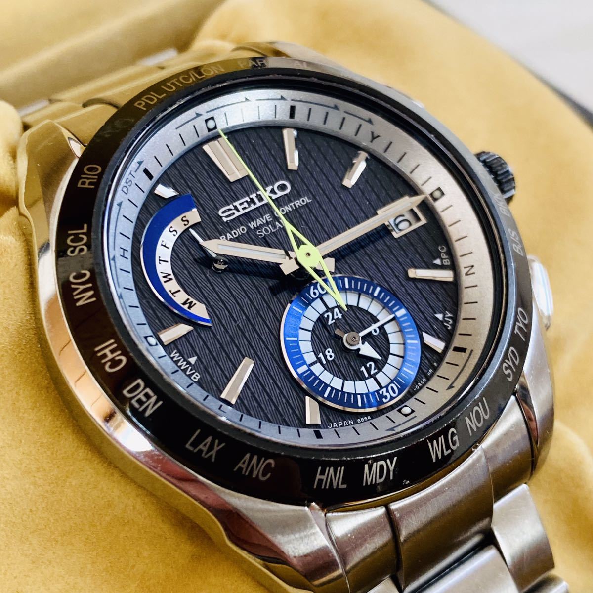SEIKO ◇ ブライツ 美品 ワールドタイム 電波ソーラー 8B54 SEIKO ◇ ブライツ 美品 ワールドタイム 電波ソーラー 8B54