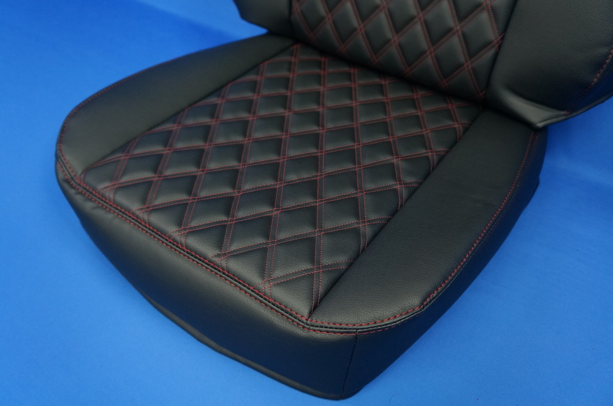 いすゞＮＥＷエルフ カスタム車用 月光ZEROダブル シートカバー 運(yùn)転席　艶消しブラック/赤纟