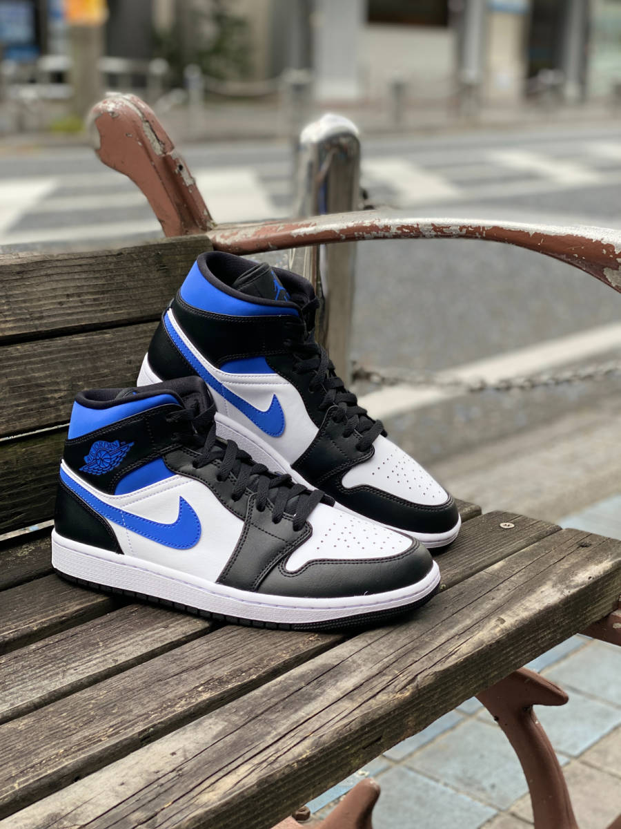 正規品 【us12】 NIKE ナイキ AIR JORDAN1 MID エアジョーダン1 ミッドカット ROYAL 白 黒 ロイヤルブルー NBA バスケット 30㎝ _画像8