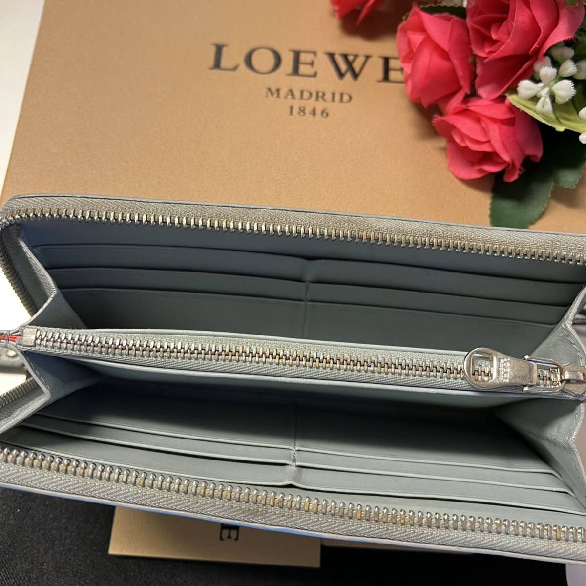 未使用に近い ロエベ LOEWE 財布 長財布