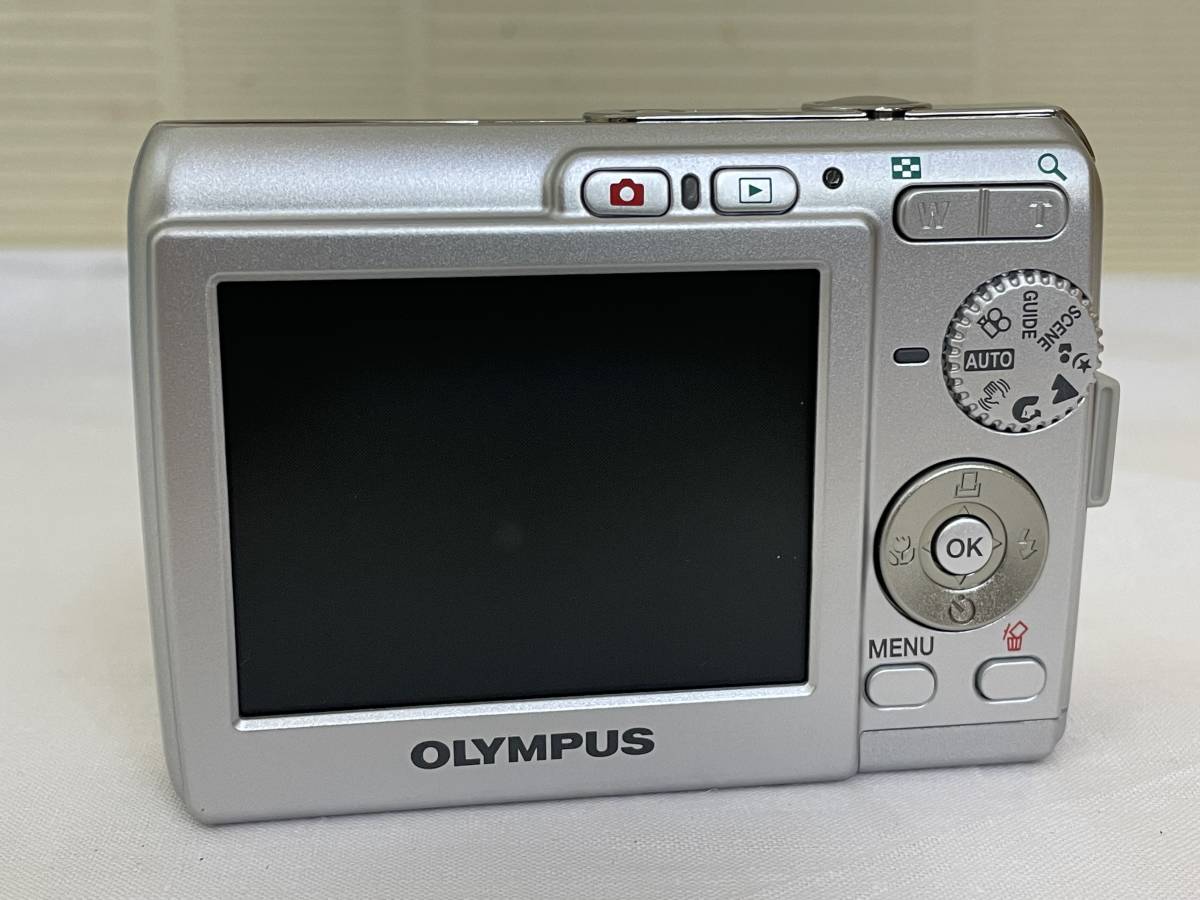 未使用品 OLYMPUS オリンパス デジタルカメラ FE-180 単三電池仕様 _画像3