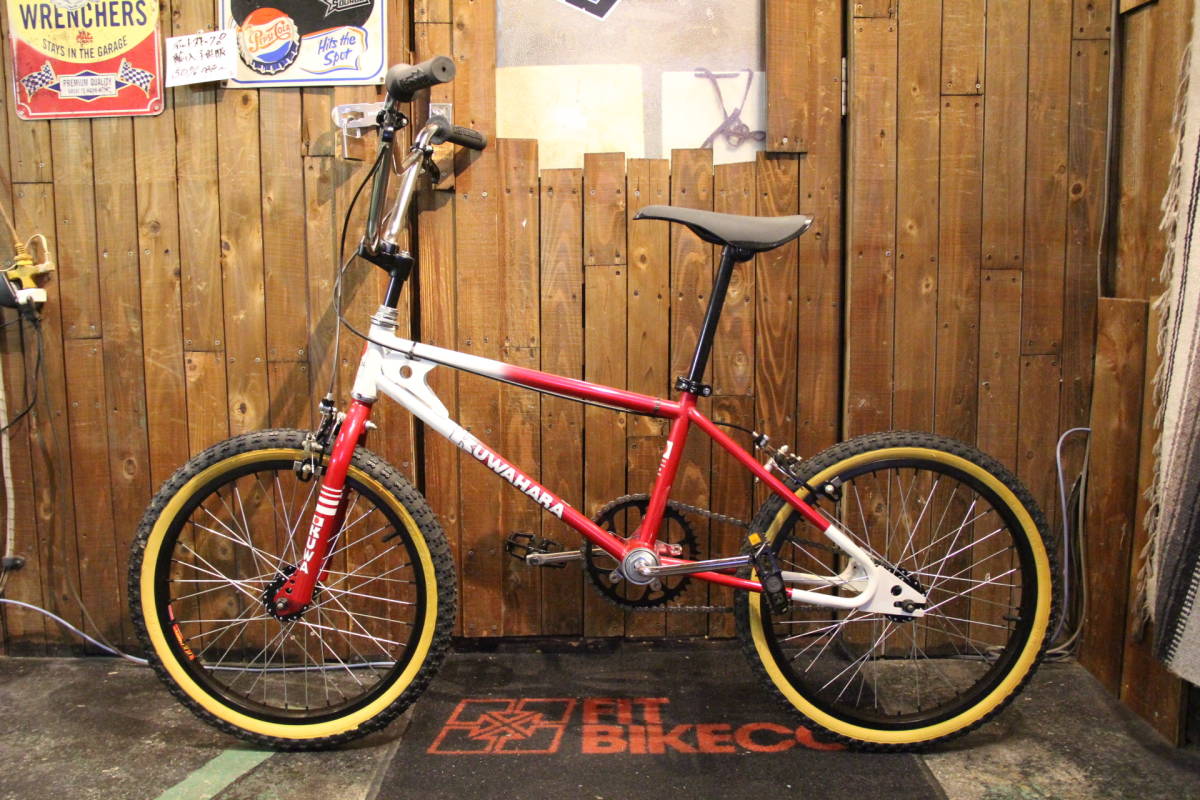  велосипед BMX KUWAHARA KE-01 WHITE / RED быстрое решение бесплатная доставка новый товар не использовался новая машина поставка со склада фильм ET ограничение 30 anniversary commemoration модель 