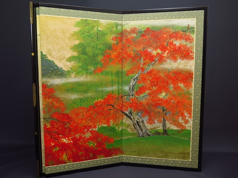 Dettagli dell'articolo 伊藤嘉晃筆 『小倉山紅葉図』 複製画 小屏風