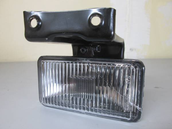  defect have Astro old mask foglamp & stay left Chevrolet Safari ASTRO Chevrolet GMC SAFARI