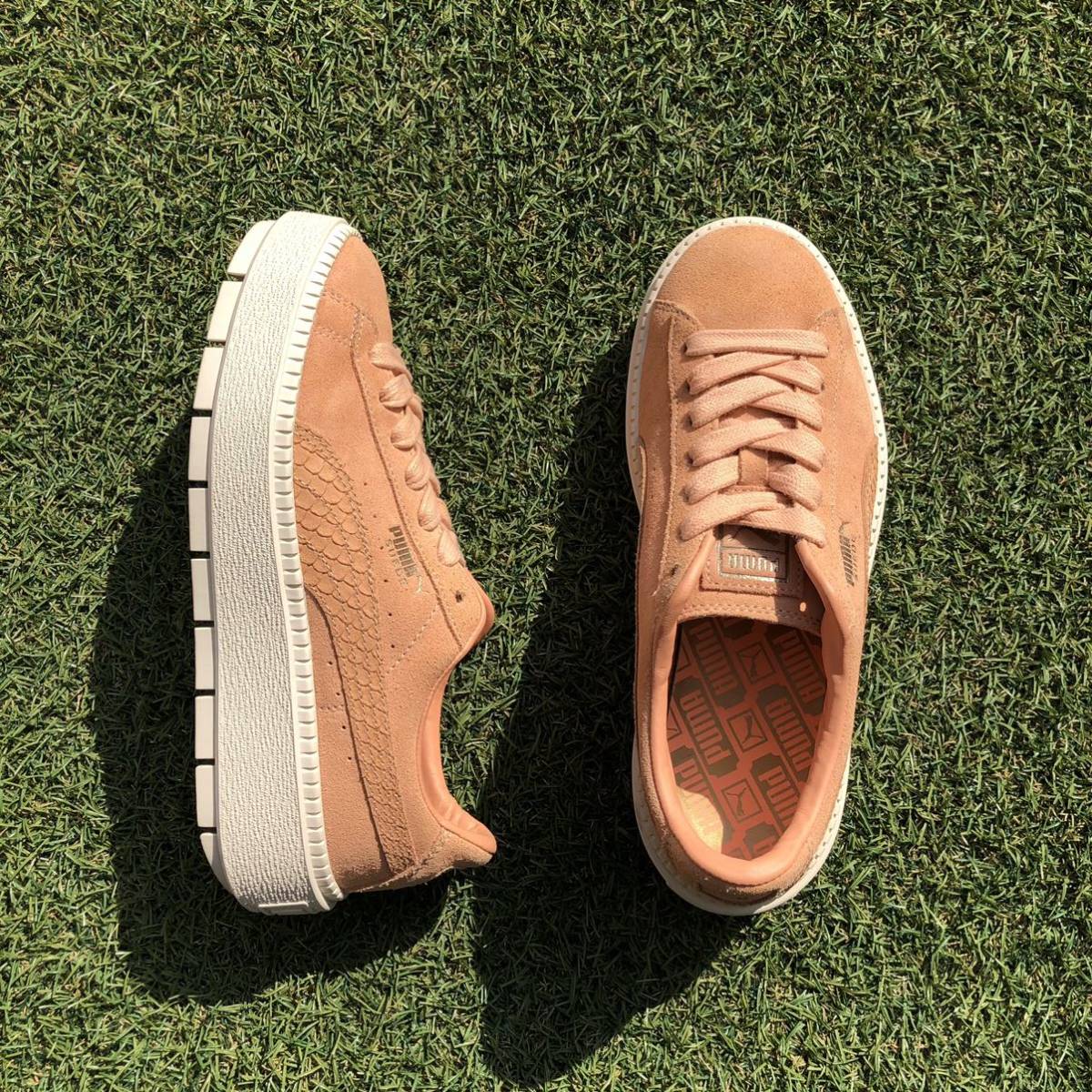 美品24 PUMA SUEDE PLATFORM TRACE プーマ スエード プラットフォームトレース E26