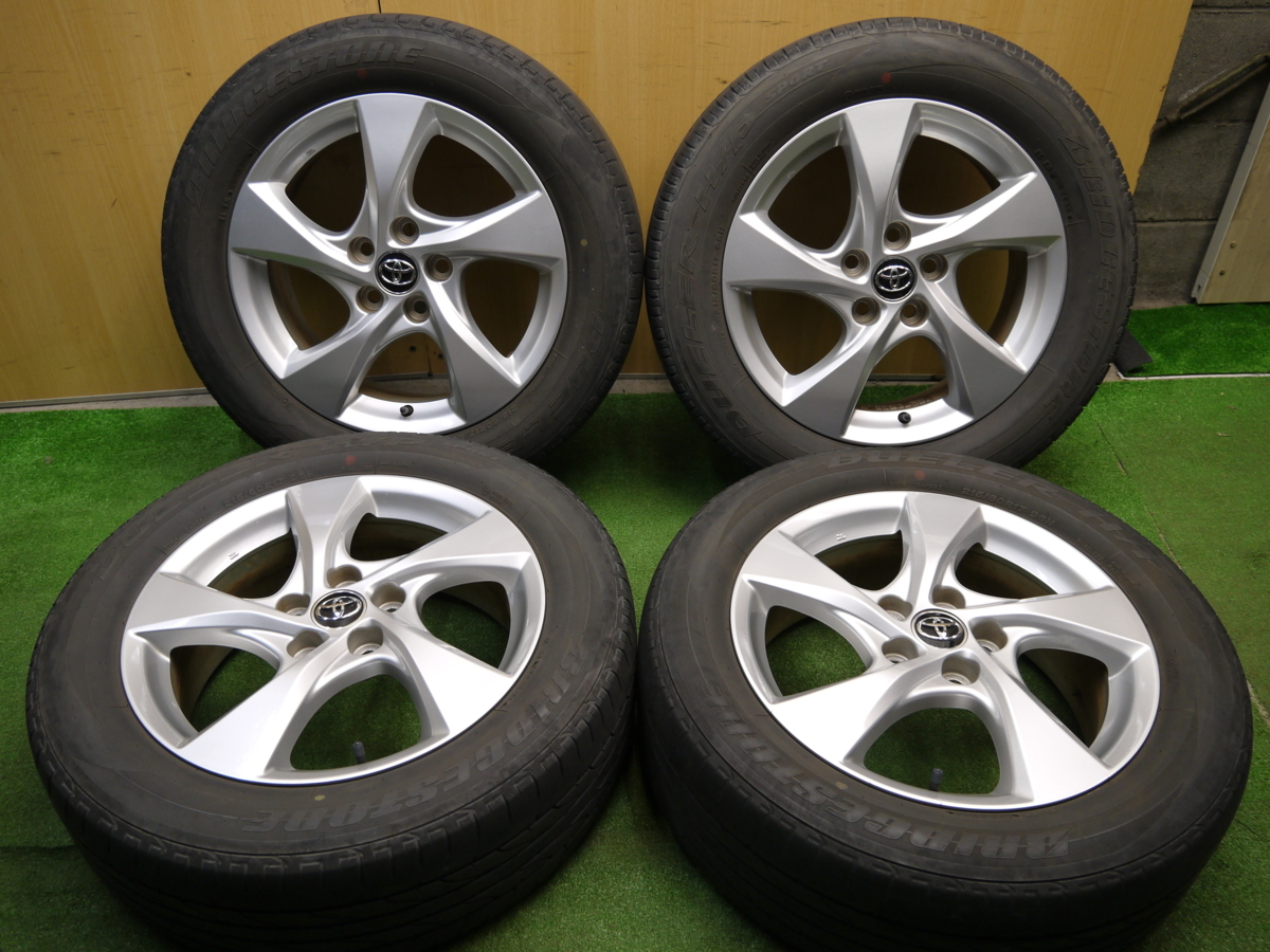 バリ溝!8.5分☆トヨタ C-HR Sグレード 純正 215/60R17 ブリヂストン
