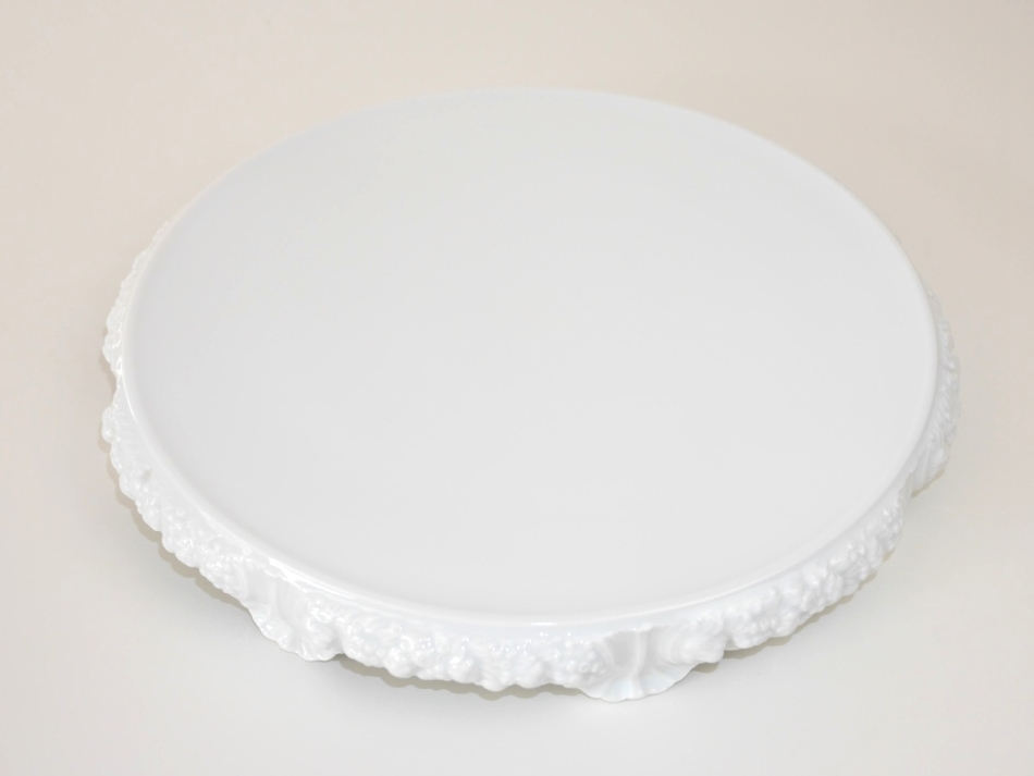 新品に近い美品 ドイツ製ROSENTHALケーキプレート磁器ケーキスタンド大皿31cmデザートプレート ロココ皿クラシック花フルーツ盛皿ホワイト