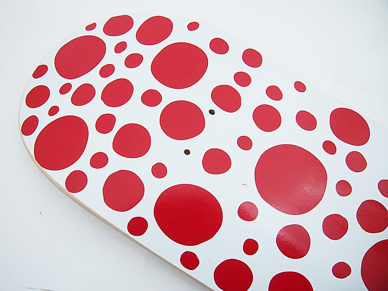 極美品 MoMA 草間彌生 DOTS Skateboard コラボレーション スケートボード デッキ Deck スモールドット レッド YAYOI KUSAMA モマ_画像4