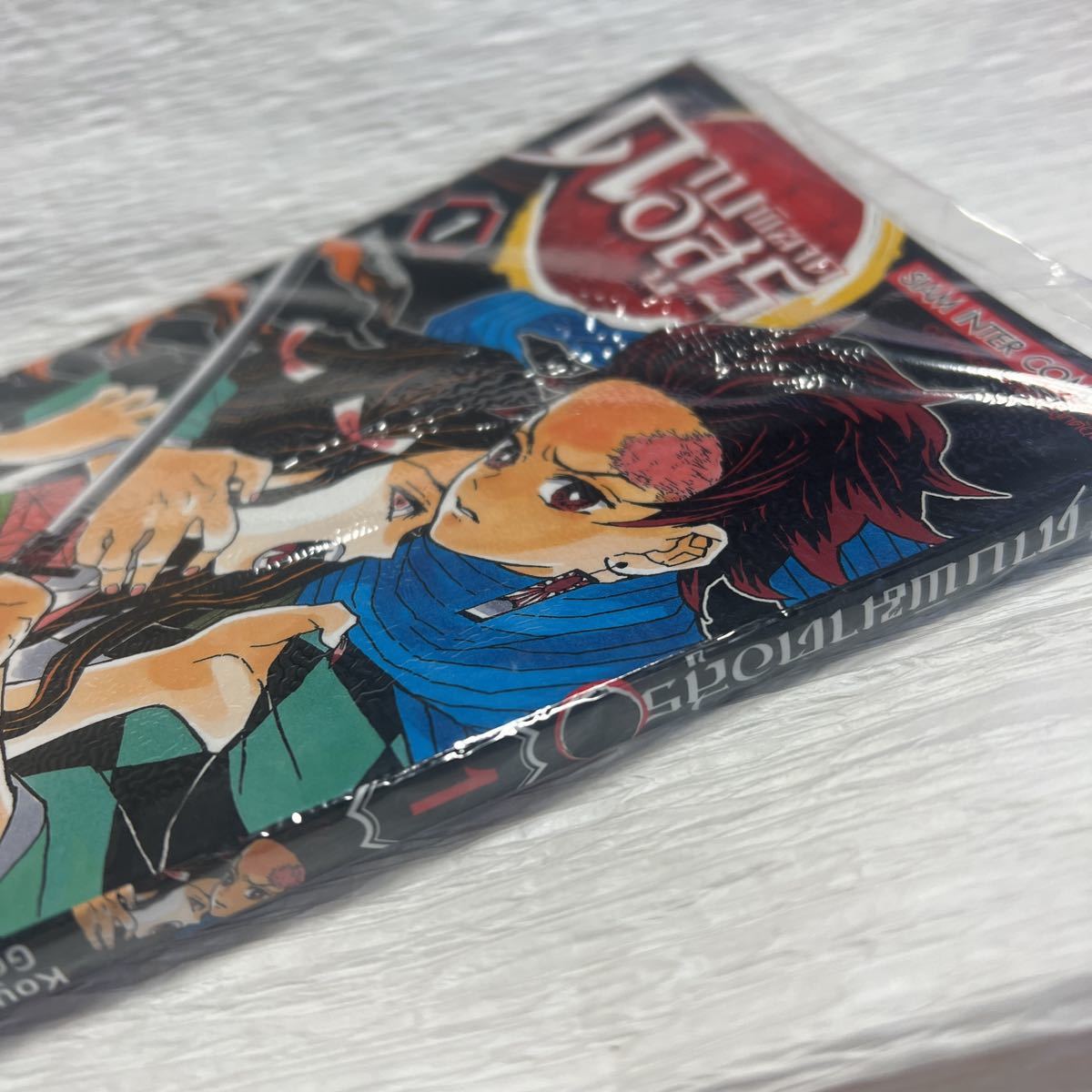 匿名配送 送料無料 鬼滅の刃 1巻 タイ語版 Demon slayer 海外版 コレクション 漫画本 タイ文字 匿名配送 送料無料 鬼滅の刃 1巻 タイ語版 Demon slayer 海外版 コレクション 漫画本 タイ文字